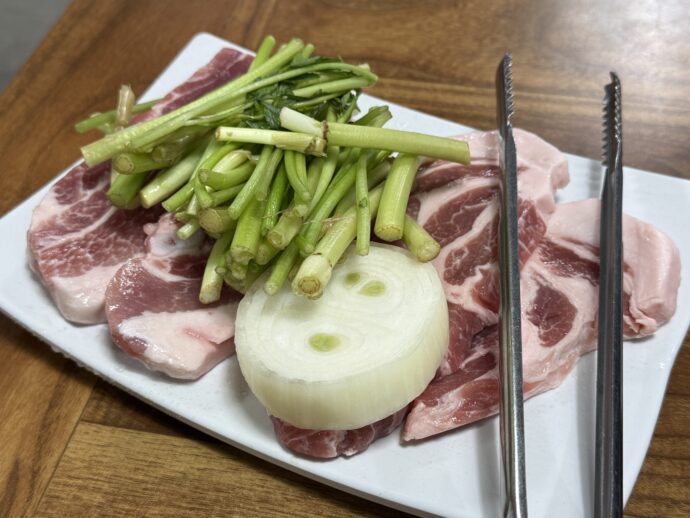 豚の三枚肉とロース