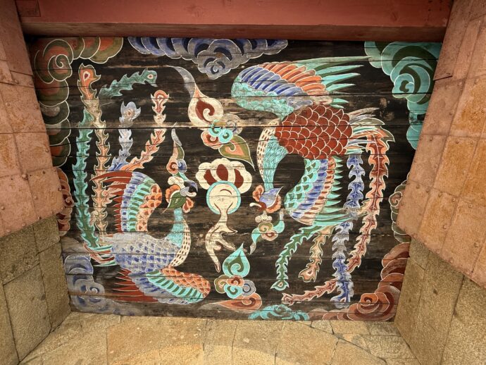 南門の門の天井画