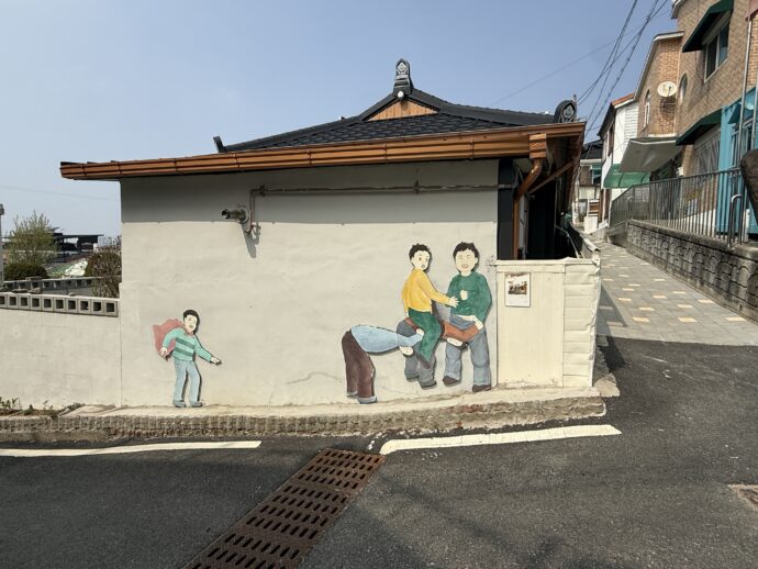 寿岩コルの壁画