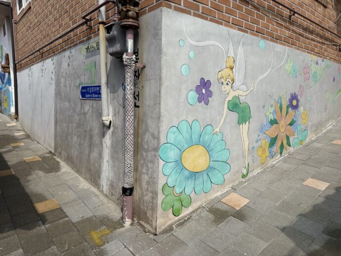 寿岩コルの壁画