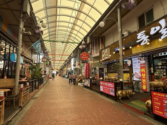 サムギョプサル通り