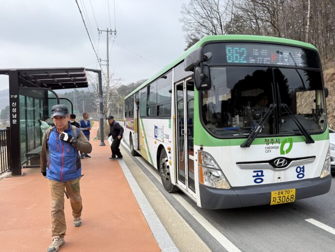 862番バスを下車