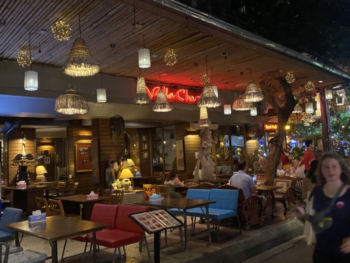 バンコクのオープンレストラン