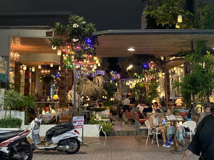 バンコクのオープンレストラン