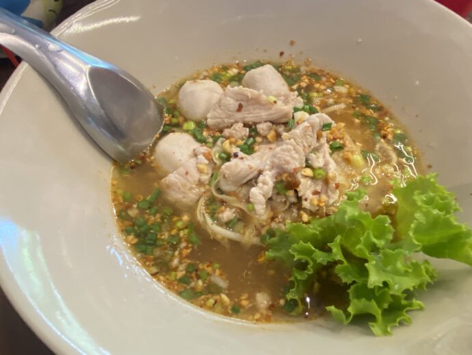 トムヤムヌードル