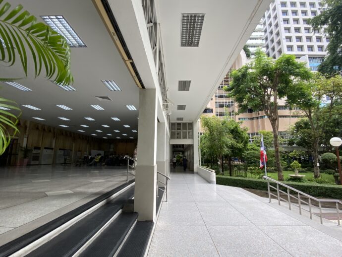 シリラート医学博物館敷地内