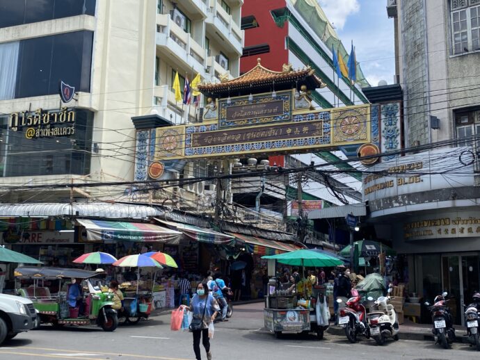 ヤワラート通り