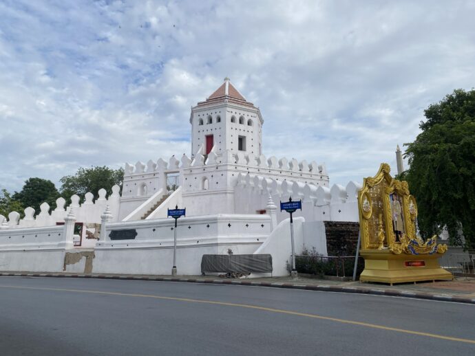 プラスメン要塞