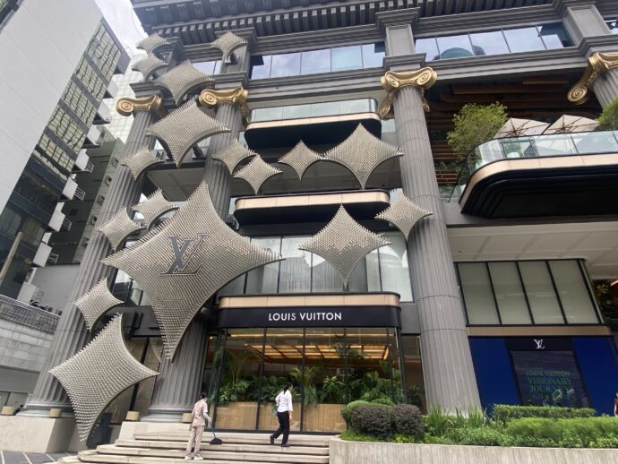 ルイヴィトンの店舗